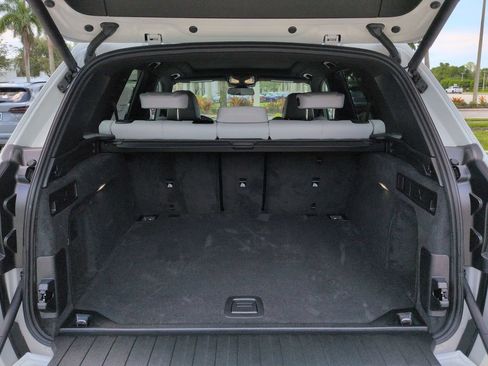 New 2026 BMW X5 xDrive40i w/ Premium Package AWD/4WD image 13