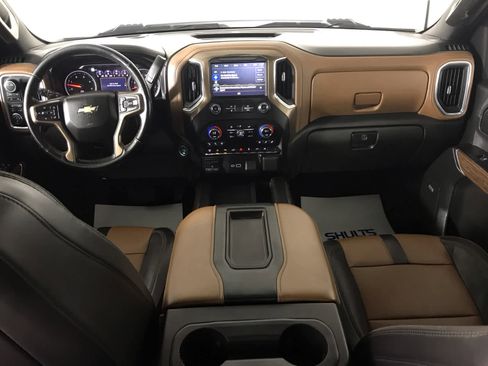 Used 2022 Chevrolet Silverado 2500 High Country w/ Safety Package II image 28