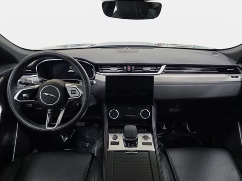 Used 2024 Jaguar F-PACE R-Dynamic S image 10