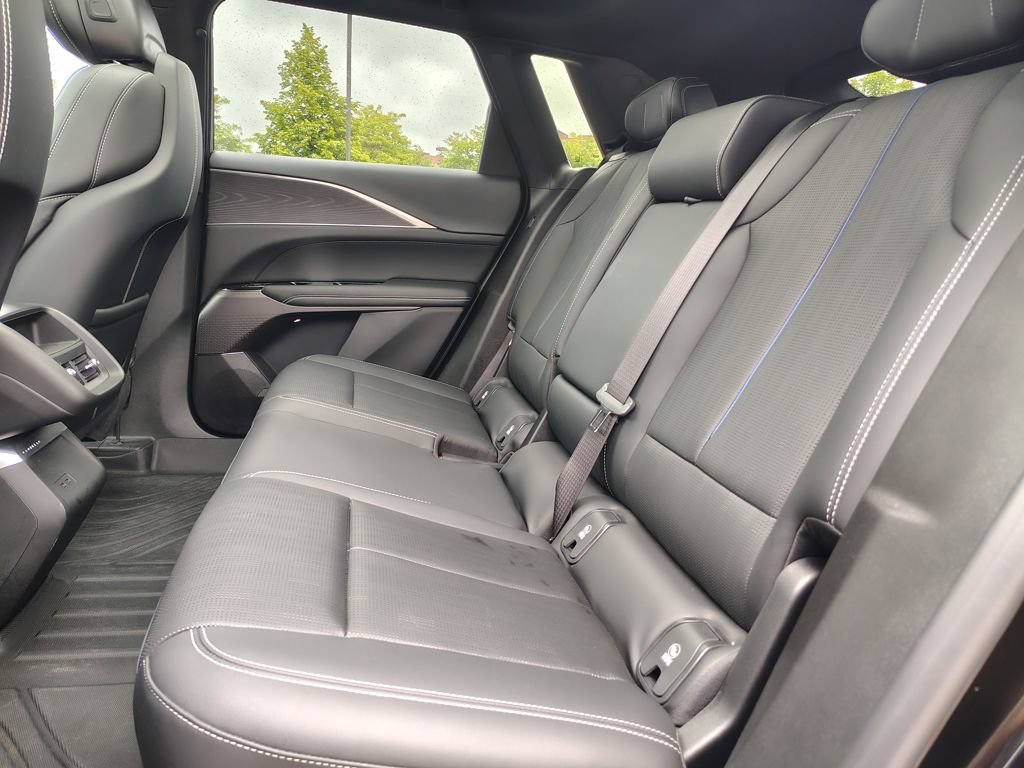 Used 2024 Cadillac Lyriq Sport AWD/4WD image 24