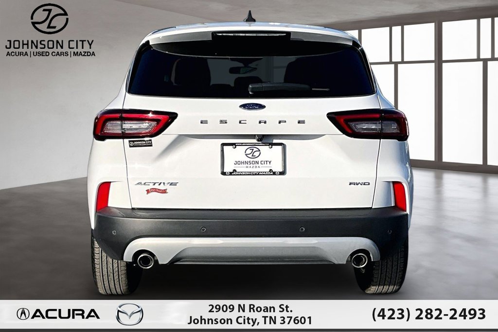 Used 2024 Ford Escape Active w/ Tech Pack #1 AWD/4WD image 4