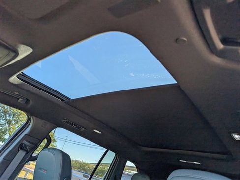 New 2026 GMC Acadia AT4 w/ Super Cruise Package image 19