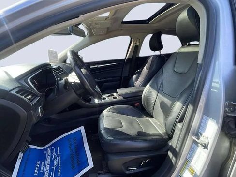 Used 2019 Ford Fusion Titanium AWD/4WD image 12