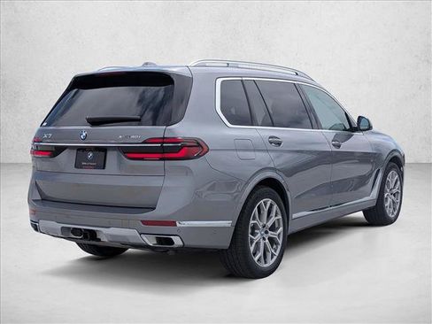 Used 2026 BMW X7 xDrive40i AWD/4WD image 5