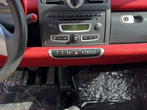 Used 2009 smart fortwo passion image 11