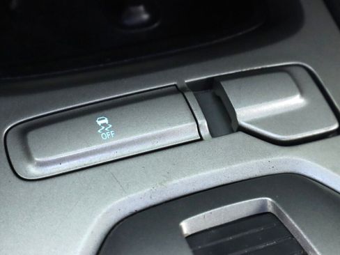 Used 2015 Chevrolet Camaro LS RWD image 21