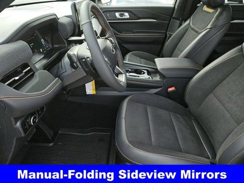 New 2026 Ford Explorer Tremor w/ Tremor Convenience Package image 19