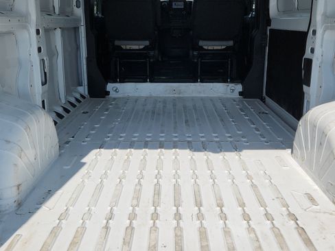 Used 2025 RAM ProMaster 2500 w/ Convenience Group FWD image 24