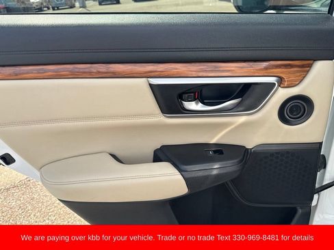 Used 2019 Honda CR-V Touring image 39