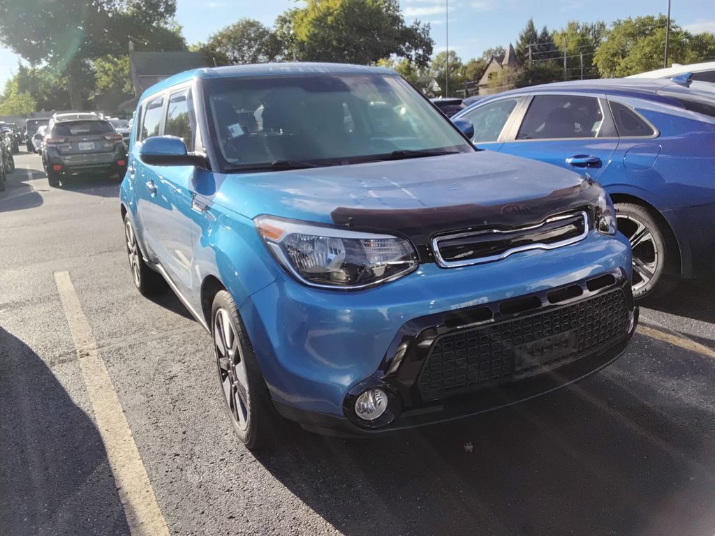 Used 2016 Kia Soul + w/ Designer's Package FWD image 12