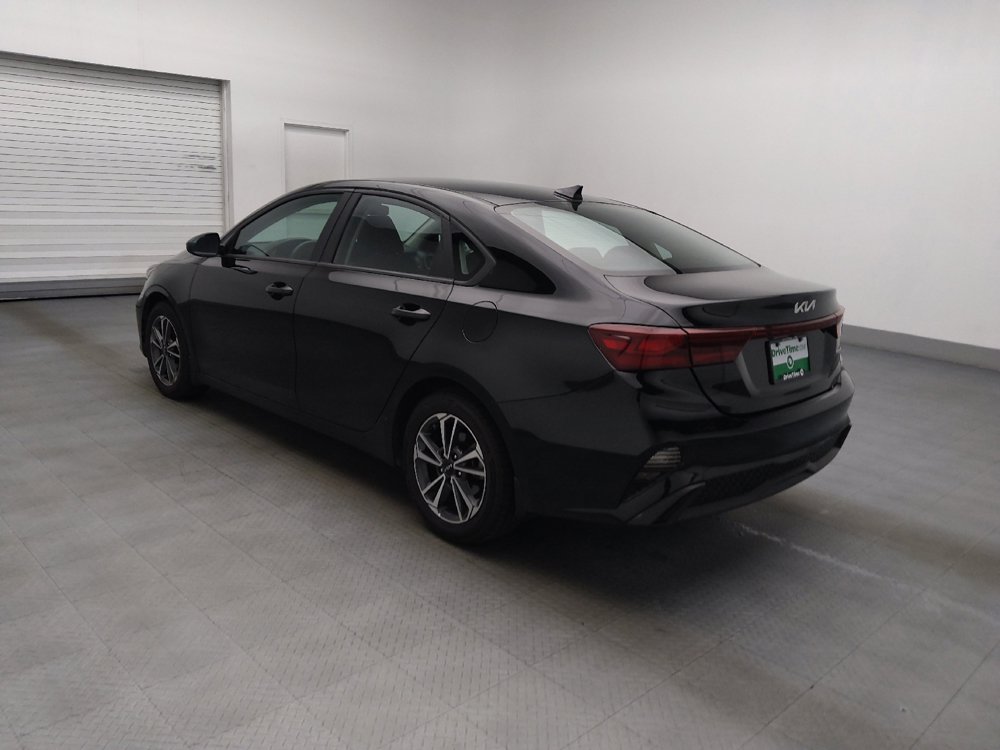 Used 2023 Kia Forte LXS FWD image 3