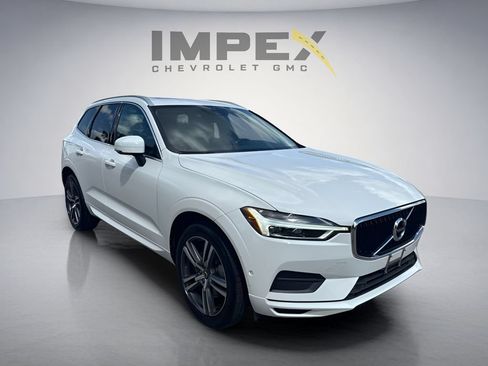 Used 2019 Volvo XC60 T6 Momentum w/ Premium Package AWD/4WD image 7