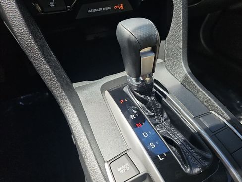 Used 2018 Honda Civic Touring image 20