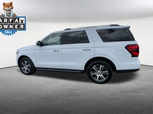 Used 2024 Ford Expedition Limited AWD/4WD image 7