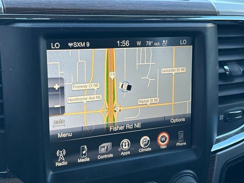 Used 2016 RAM 1500 Laramie w/ Convenience Group image 17