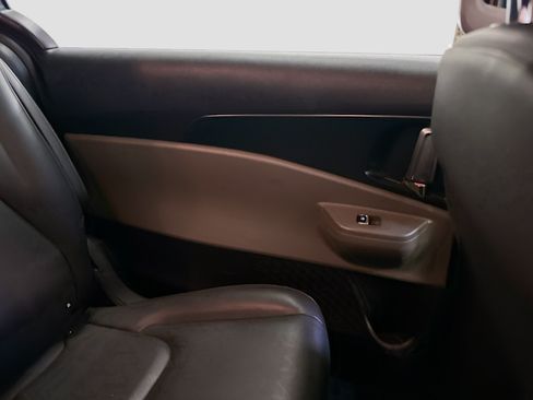 Used 2026 Kia Carnival FWD image 27