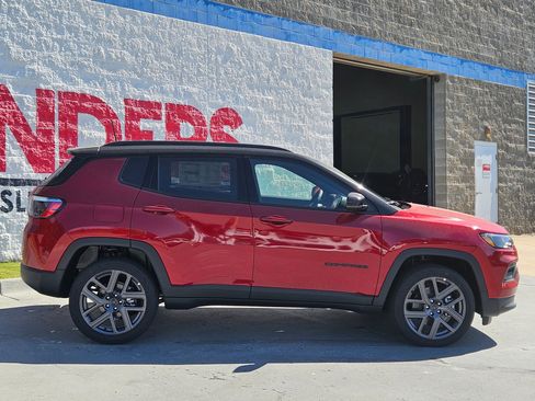 New 2026 Jeep Compass Limited image 7