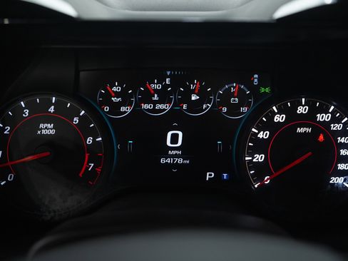 Used 2018 Chevrolet Camaro SS image 26