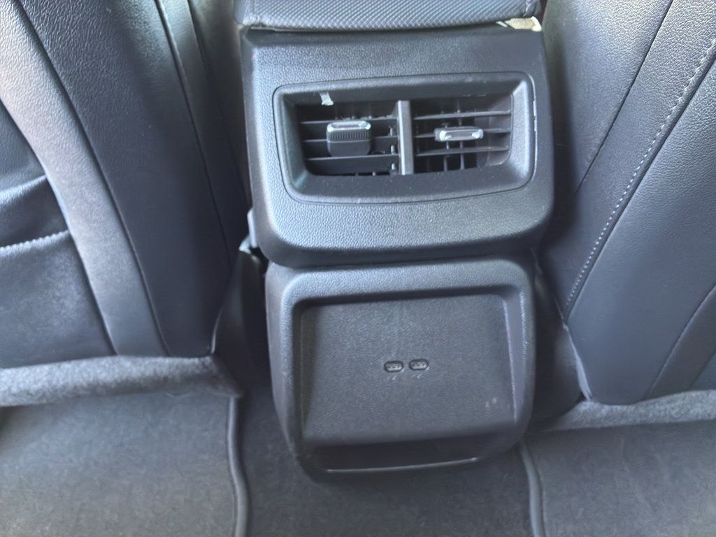 Used 2024 Chevrolet Equinox EV RS FWD image 41