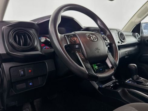 Used 2021 Toyota Tacoma SR image 21
