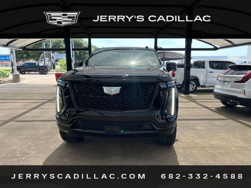 Used 2025 Cadillac Escalade Sport w/ LPO, ONYX Package AWD/4WD image 2