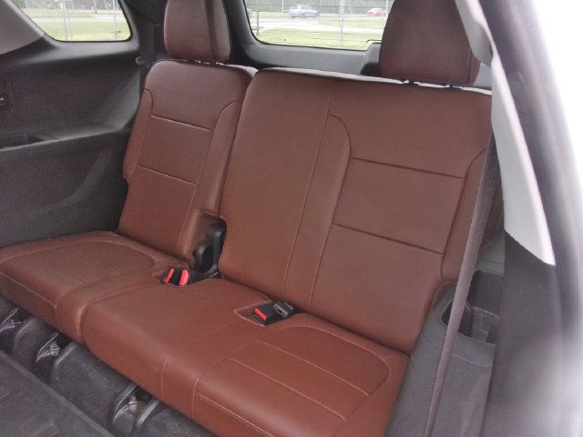 Used 2018 Chevrolet Traverse High Country AWD/4WD image 13