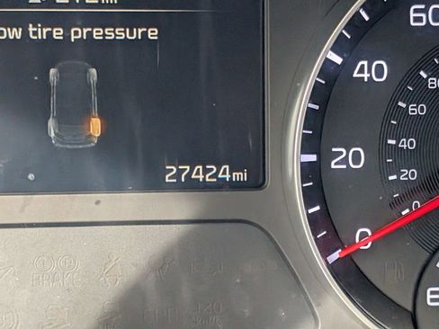 Used 2024 Kia Forte GT-Line w/ GT-Line Premium Package image 15