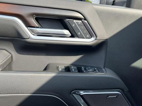 New 2025 GMC Sierra 3500 Denali w/ Denali Reserve Package image 10