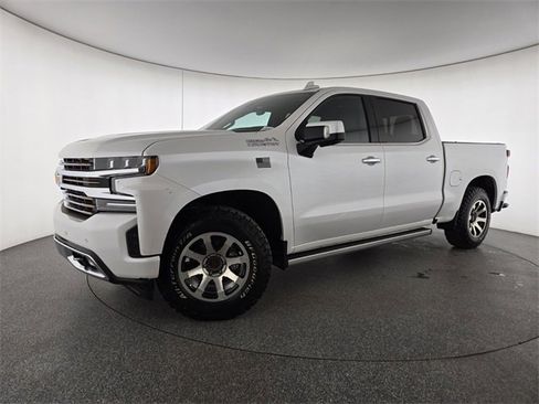 Used 2020 Chevrolet Silverado 1500 High Country w/ Technology Package image 1