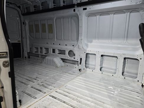 Used 2023 Ford Transit 250 148 High Roof Extended image 13