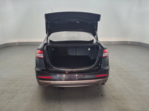 Used 2020 Ford Fusion SEL image 29