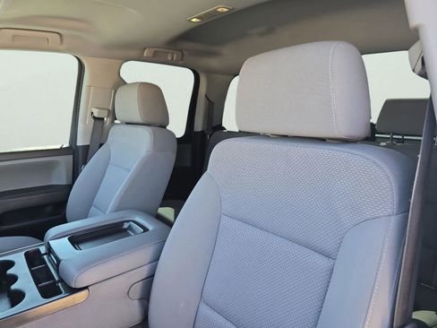 Used 2019 Chevrolet Silverado 2500 W/T AWD/4WD image 9