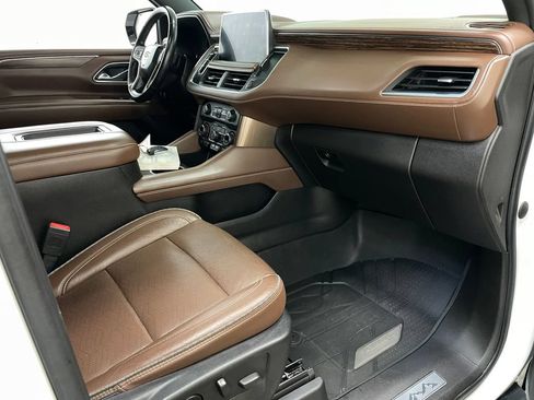 Certified 2021 Chevrolet Tahoe High Country w/ Premium Package AWD/4WD image 45