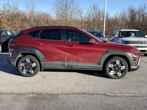 Used 2024 Hyundai Kona SEL image 8