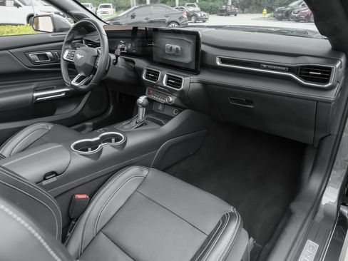 Used 2024 Ford Mustang GT Premium RWD image 37