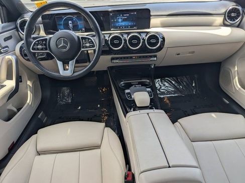 Used 2019 Mercedes-Benz A 220 image 19