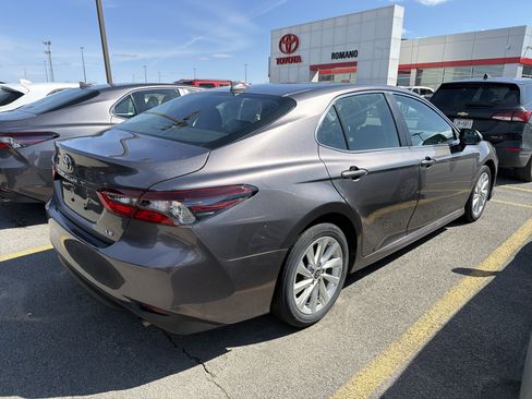 Used 2023 Toyota Camry LE w/ Cold Weather Package image 5