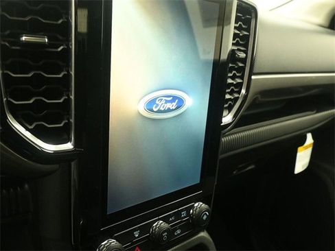 New 2025 Ford Ranger XLT w/ FX4 Off-Road Package image 16
