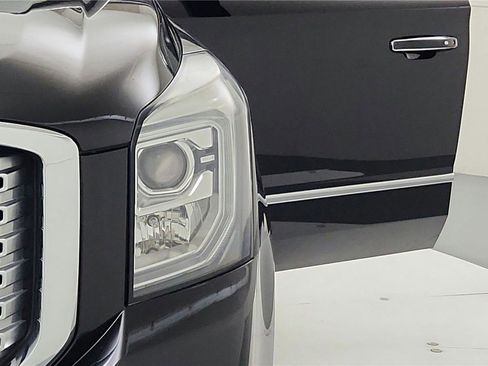 Used 2015 GMC Yukon Denali w/ Touring Package image 18