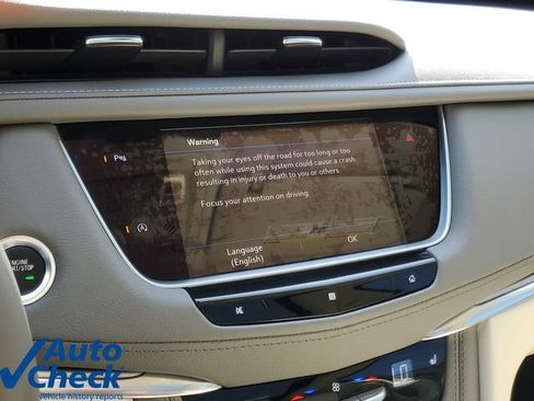 Used 2021 Cadillac XT5 Premium Luxury w/ LPO, Floor Liner Package FWD image 25
