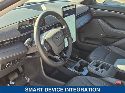 Certified 2025 Ford Mustang Mach-E Premium image 13