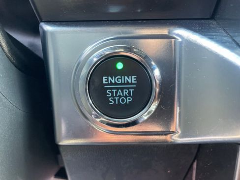 Used 2023 Ford F150 Lariat w/ Equipment Group 502A High image 15