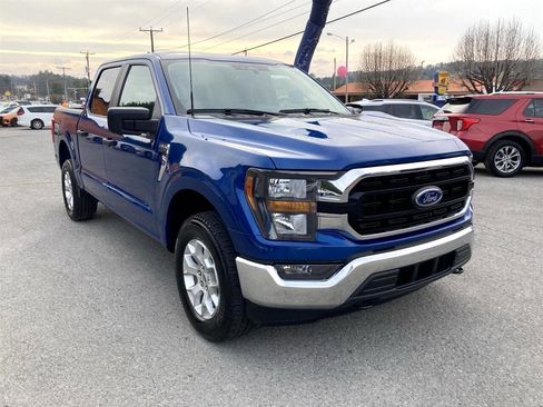 Used 2023 Ford F150 XLT image 3