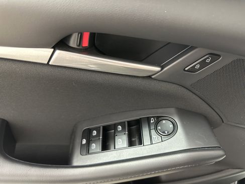 Certified 2025 MAZDA MAZDA3 s image 11