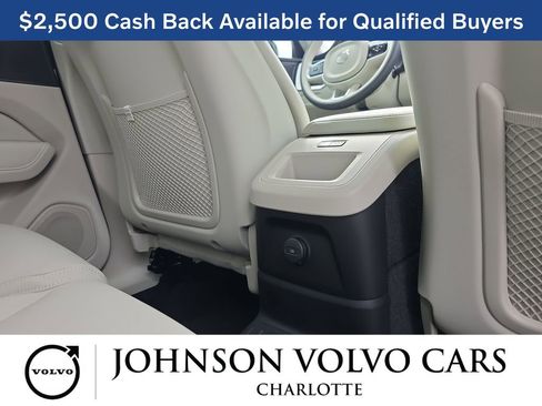 New 2026 Volvo XC60 T8 Ultra w/ Protection Package Premier image 9