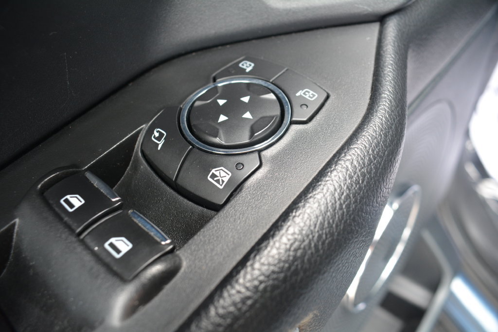 Used 2020 Ford Expedition Max XLT w/ Equipment Group 202A AWD/4WD image 9
