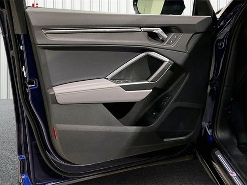 Used 2025 Audi Q3 2.0T Premium w/ Convenience Package image 20