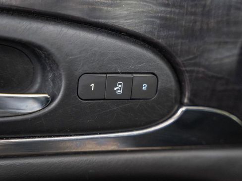 Used 2016 Buick Enclave Premium w/ Experience Buick Package image 37