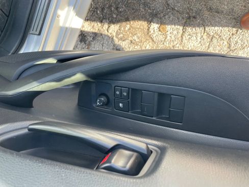 Used 2022 Toyota Corolla LE w/ Carpet Mat Package (TMS) image 17