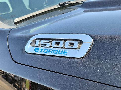 Used 2024 RAM 1500 Lone Star image 7